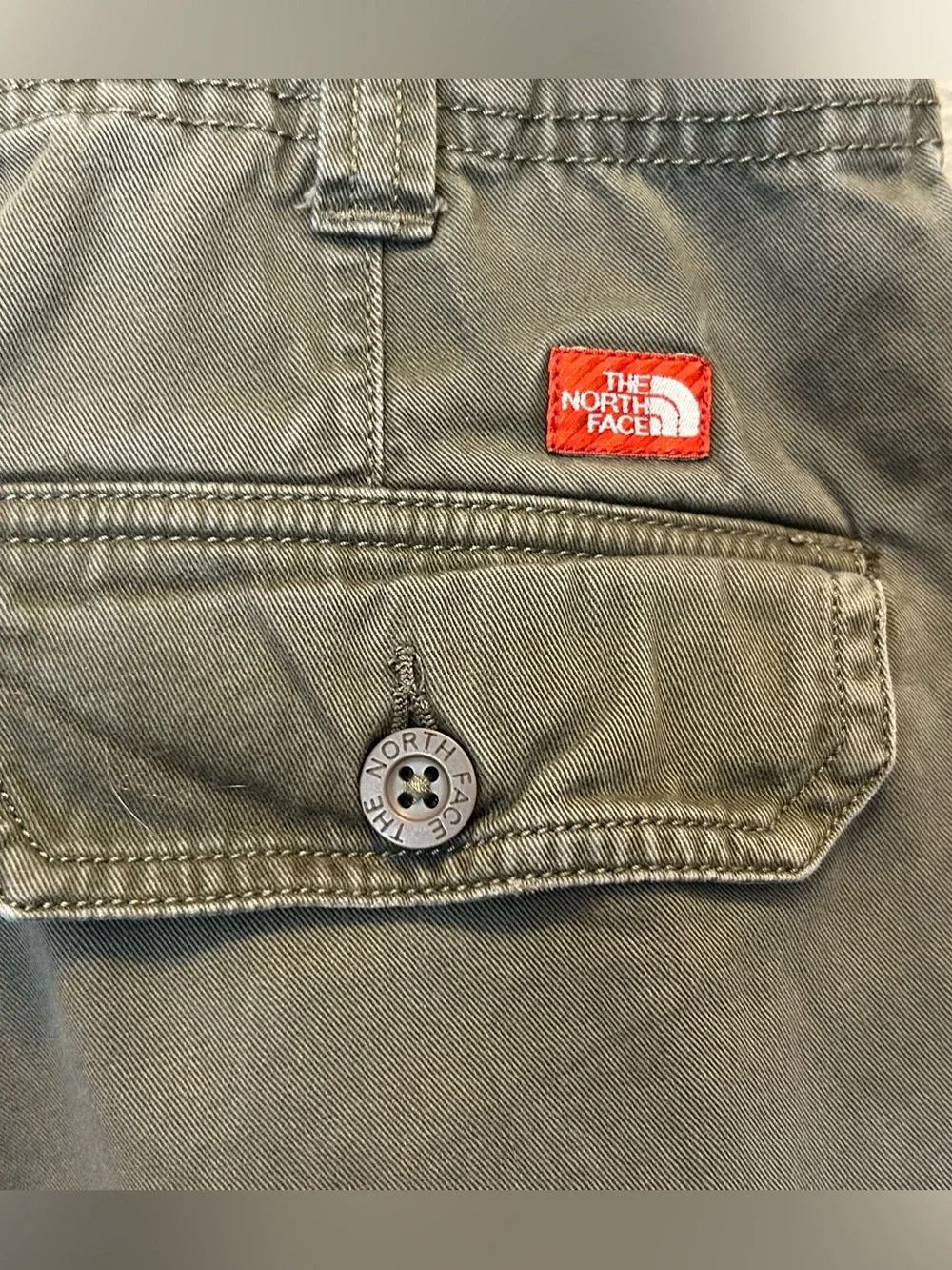The North Face Cargo Shorts Mens 34x11 Green Cotton Outdoors Hiking Camp Utility